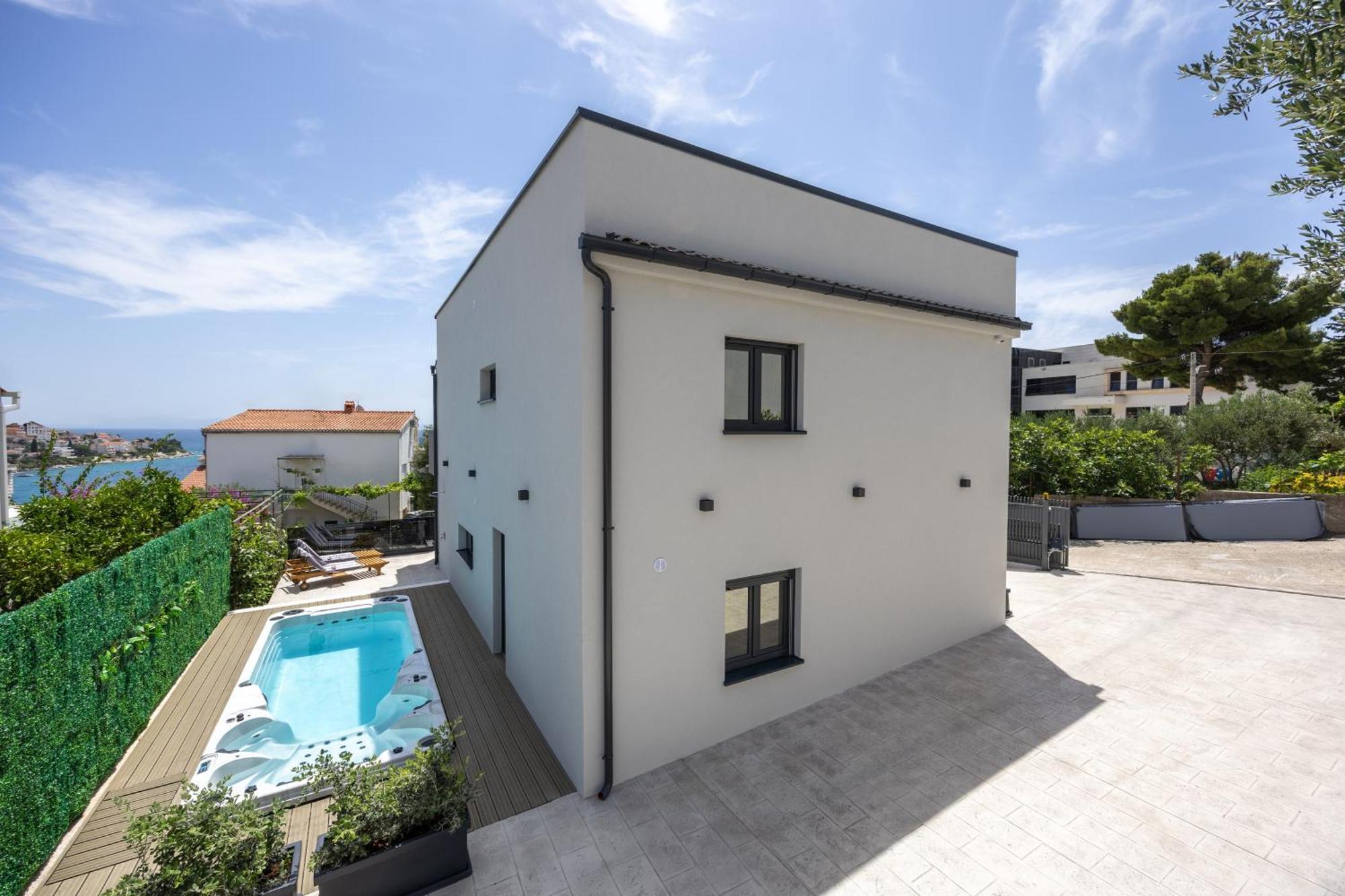 Villa Roma Sauna And Hydrotherapy Pool Trogir Extérieur photo