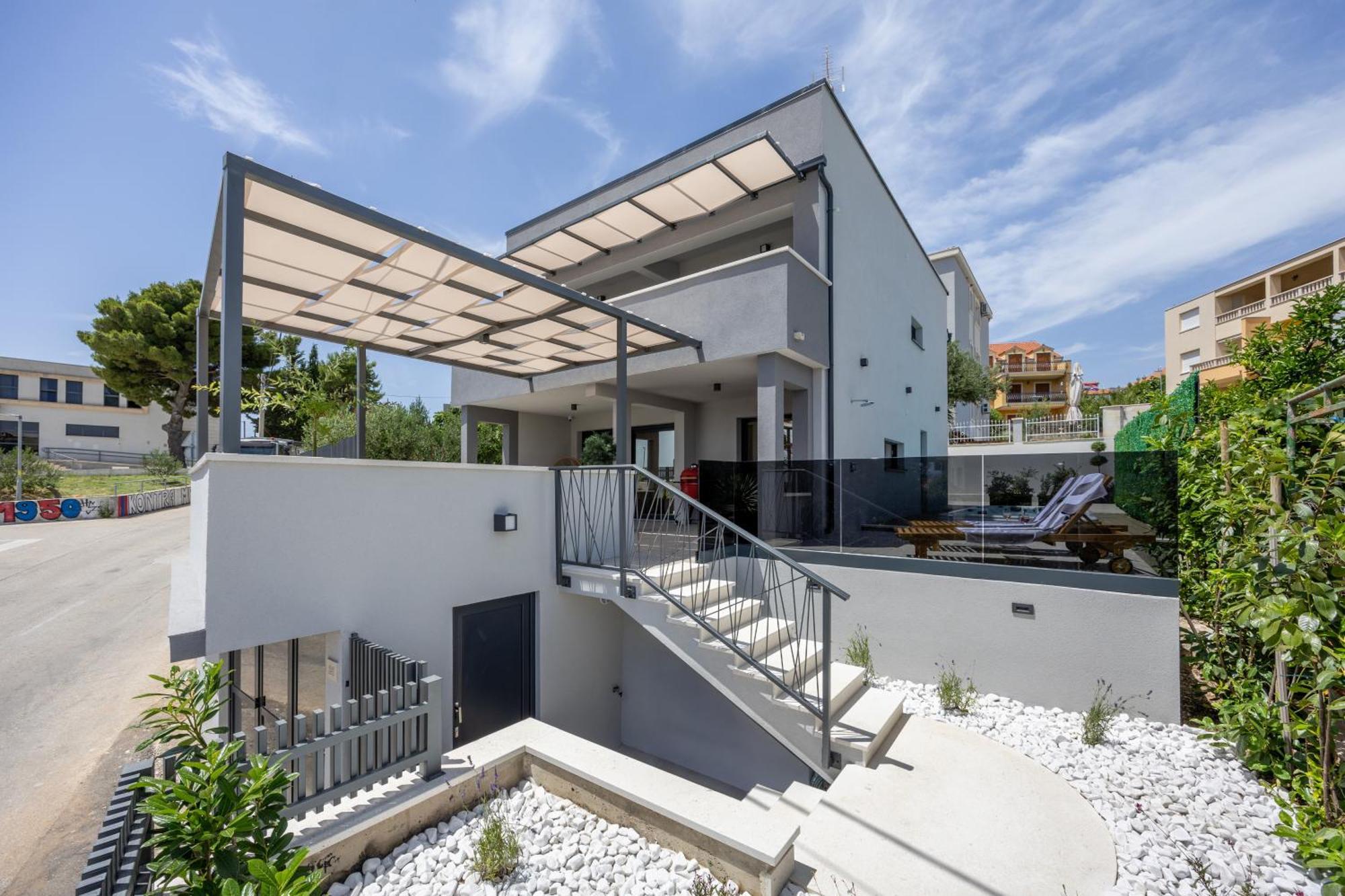Villa Roma Sauna And Hydrotherapy Pool Trogir Extérieur photo