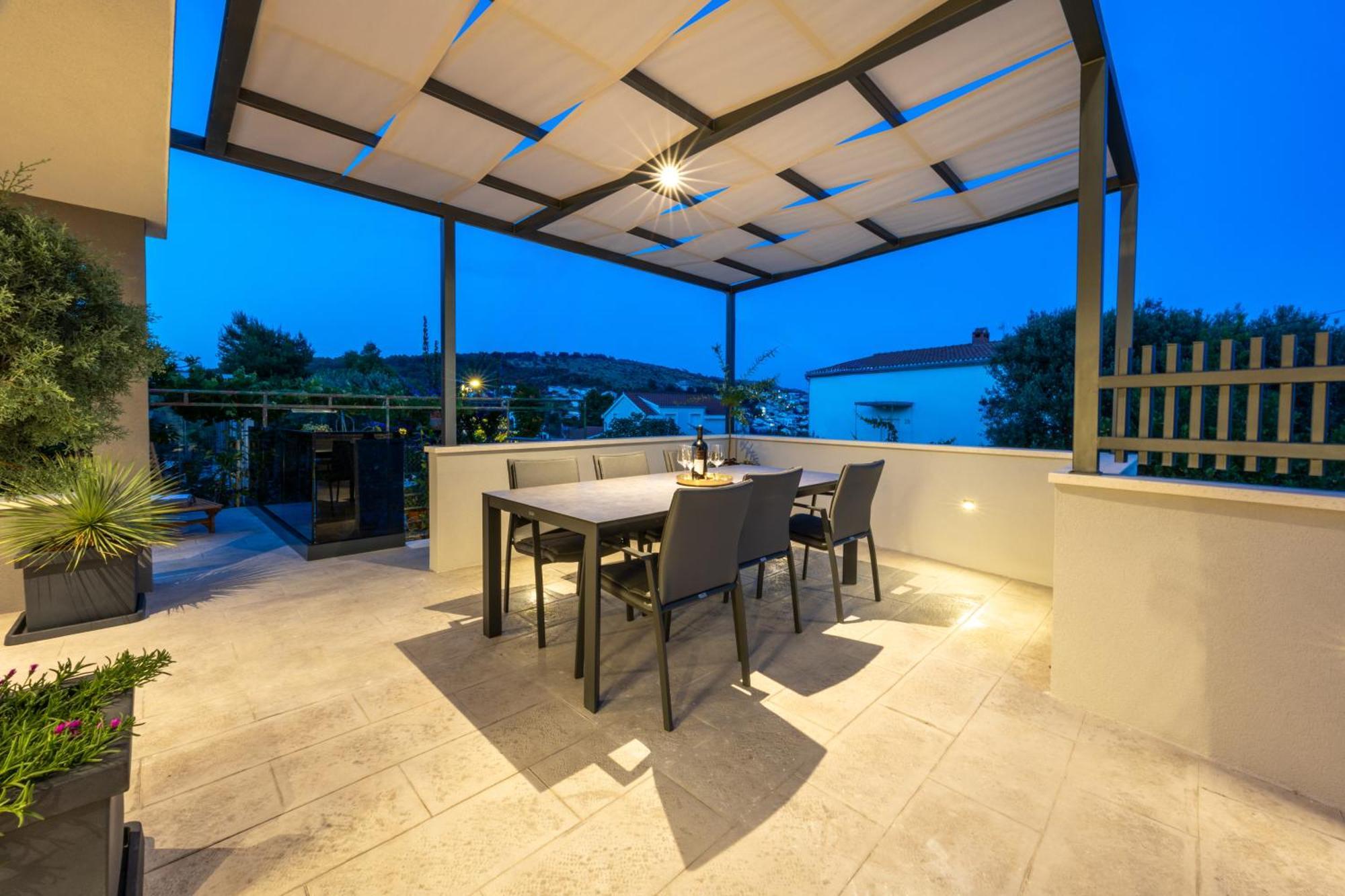 Villa Roma Sauna And Hydrotherapy Pool Trogir Extérieur photo